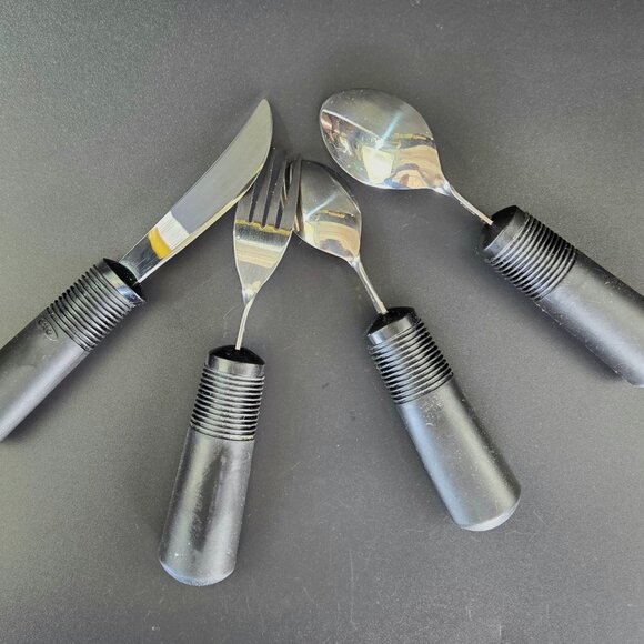 OXO - Made in China - Flatware - Good Grip - Set of 4 - Picture 4 of 9